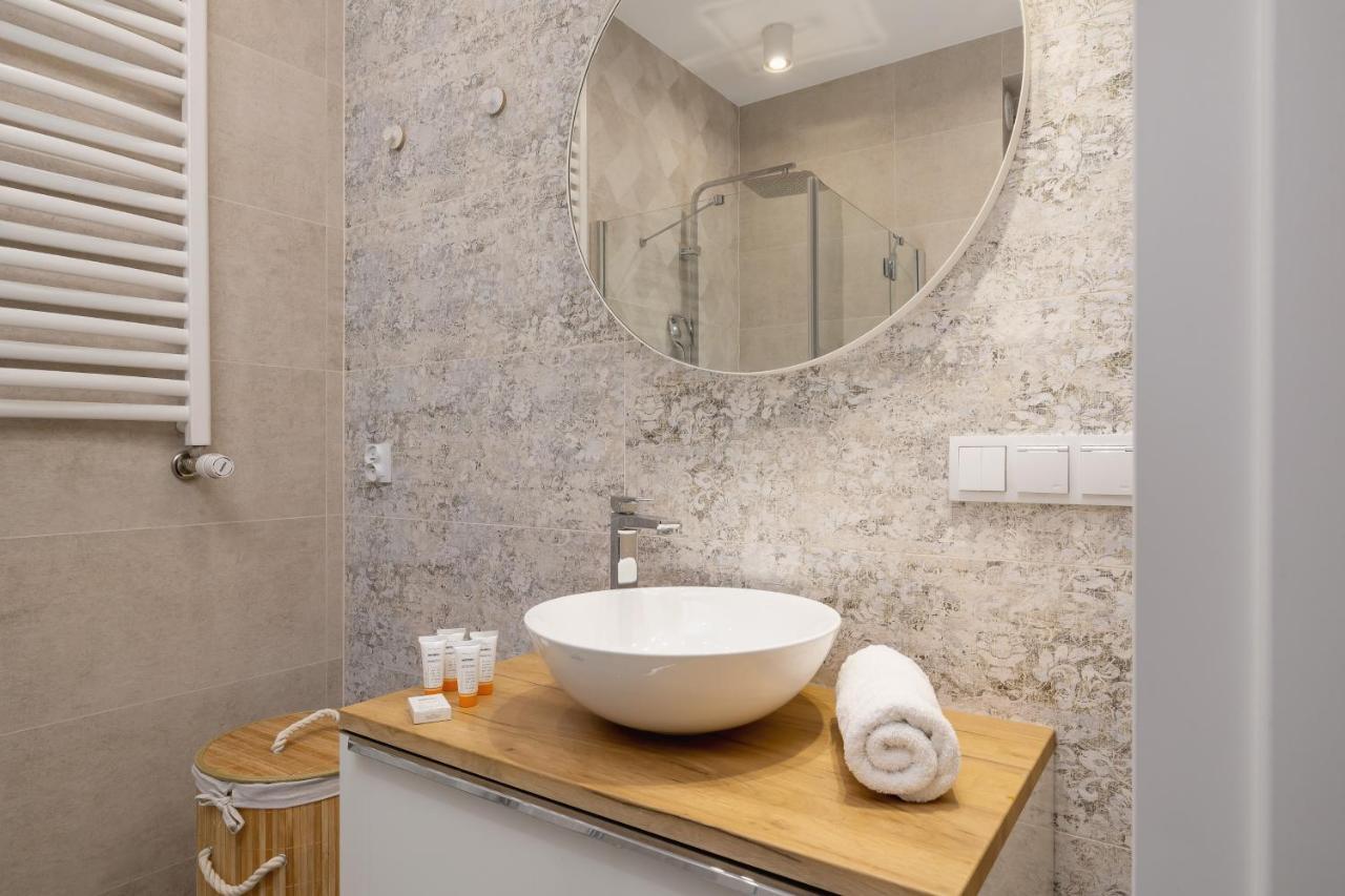 Apartament Modern Kazimierz For 4 Guests Only 1 Km To Wawel Castle By Renters